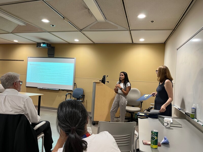 Summer student presents research